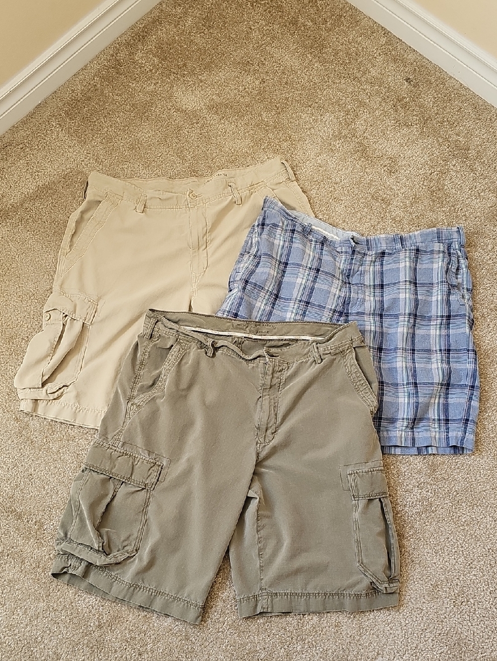3 Pairs Tommy Bahama Men's Cargo & Casual Shorts Trio Beige, Olive & Plaid P16